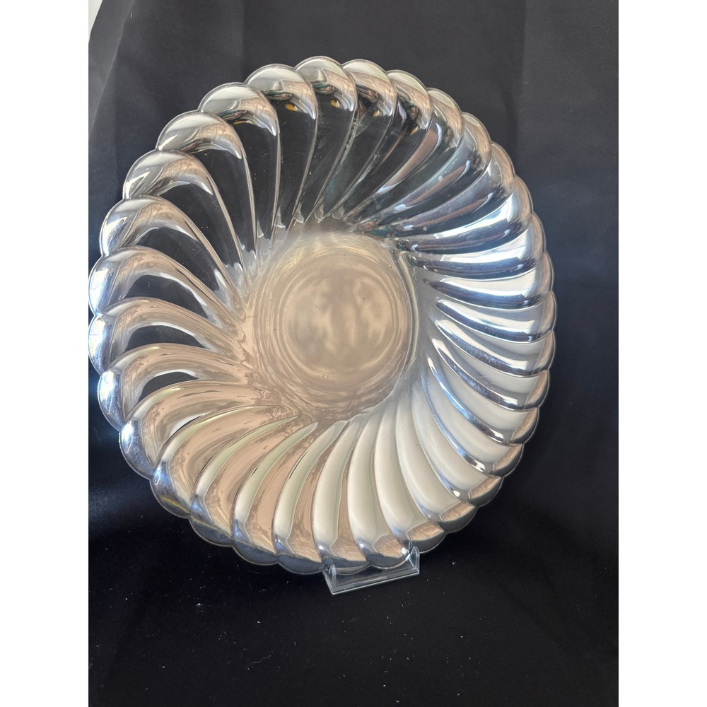 Vintage Wm Rogers Waverly Silver Plated Swirl Fluted Serving Bowl 3835 11.5in